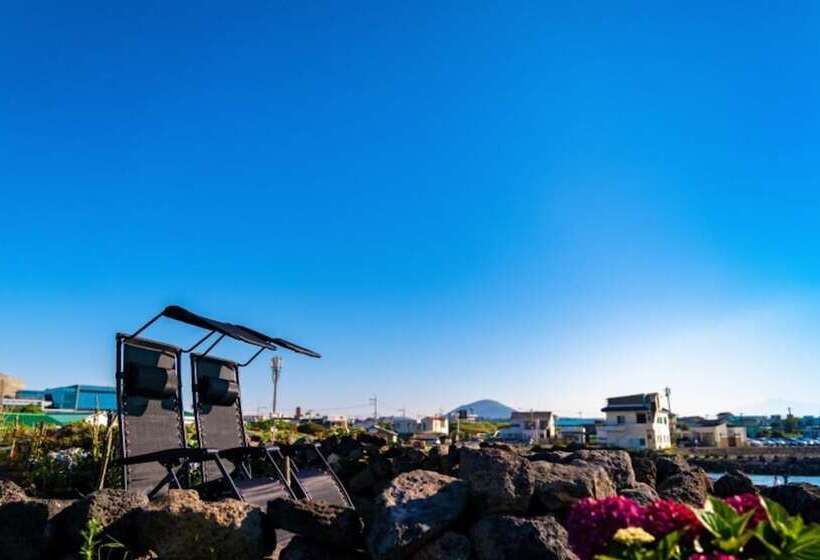 Отель Jeju M Stay Pension