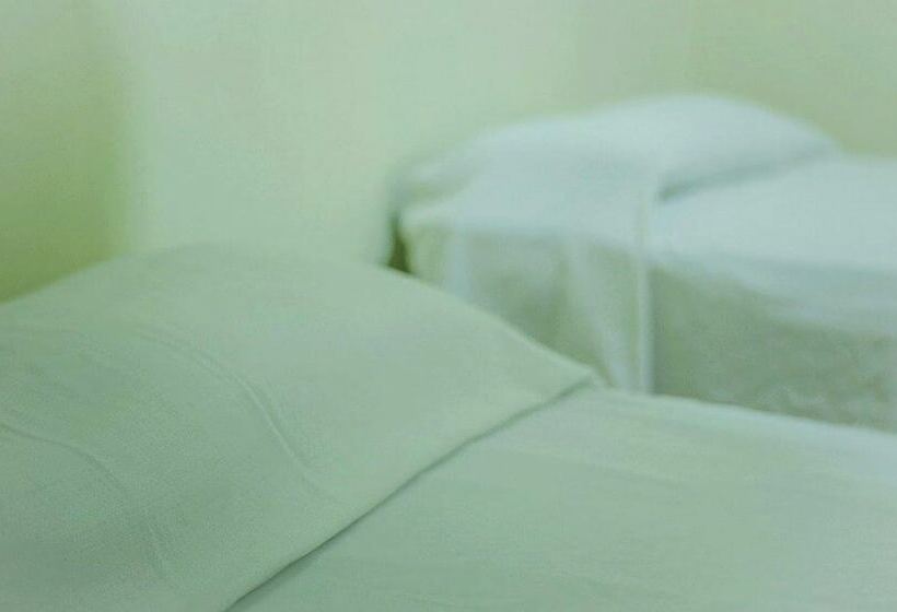 בית מלון כפרי Winee's Lodge