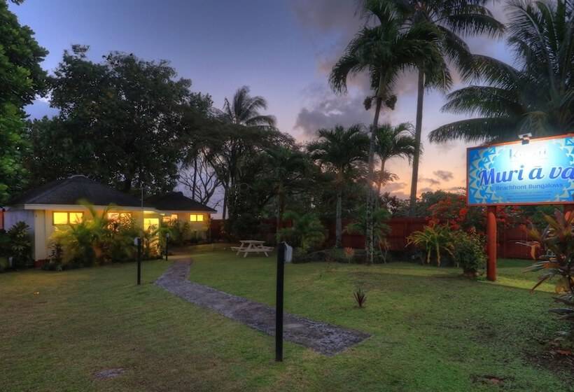Muriavai Bungalows
