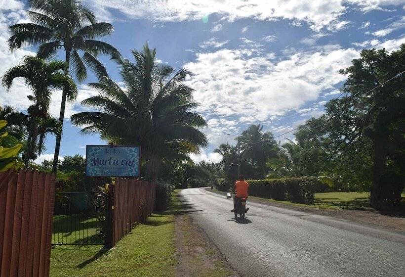 Muriavai Bungalows