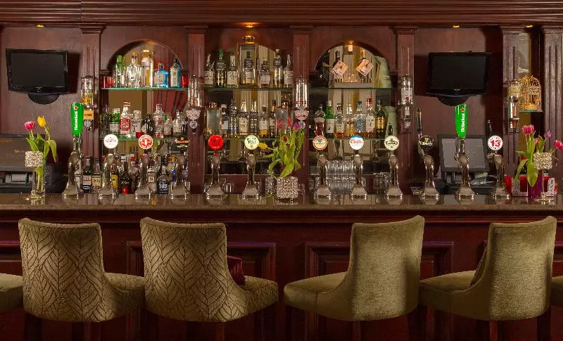 Cork S Vienna Woods Hotel & Villas