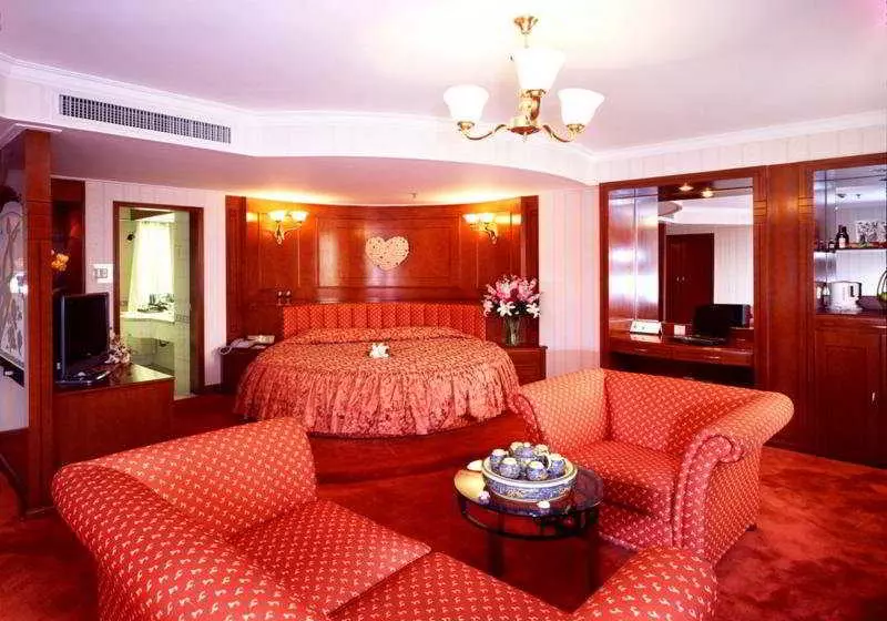 Отель Dalian Golden Shine International