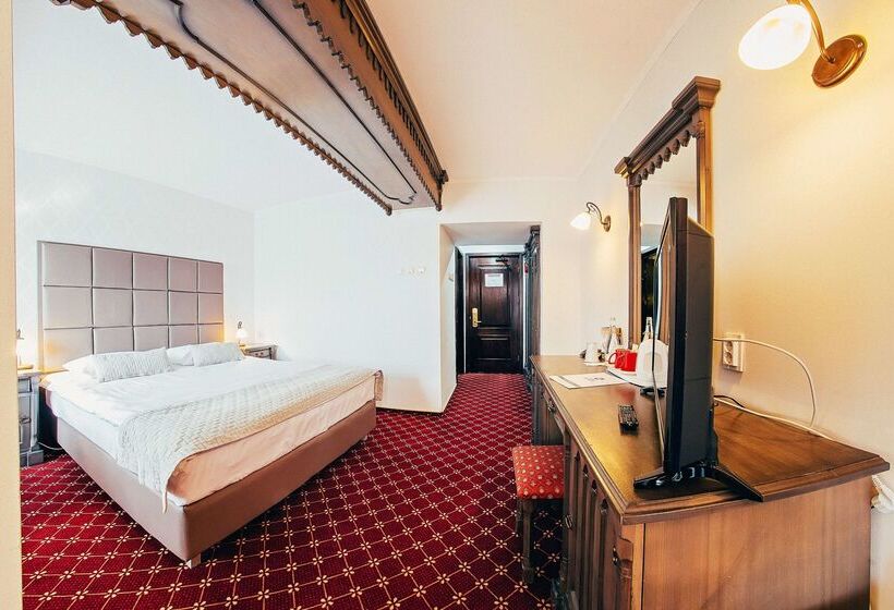 ホテル Best Western Bucovina Club De Munte