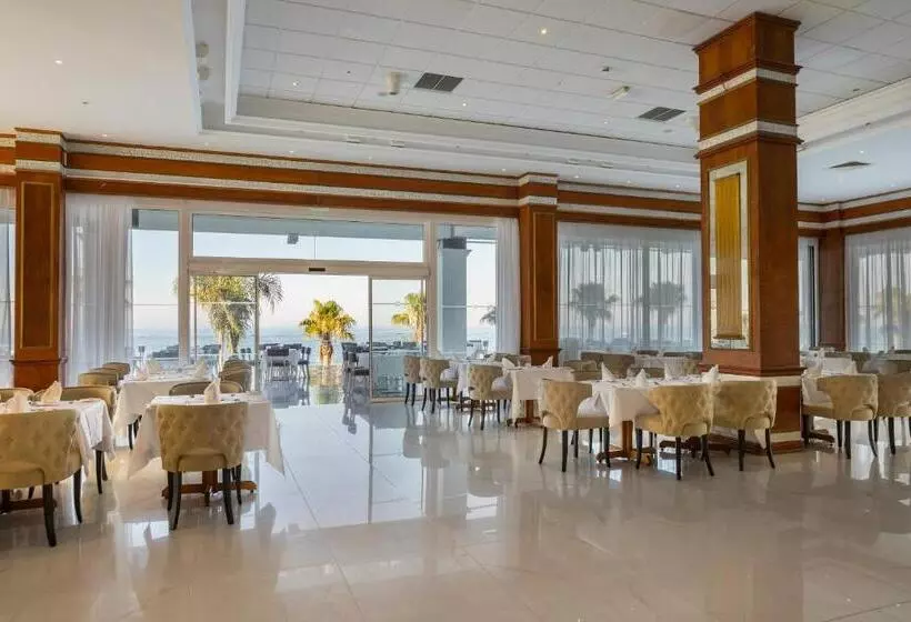 Отель Constantinos The Great Beach