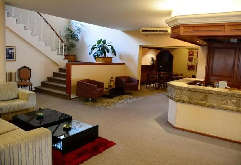 Hotel Crown