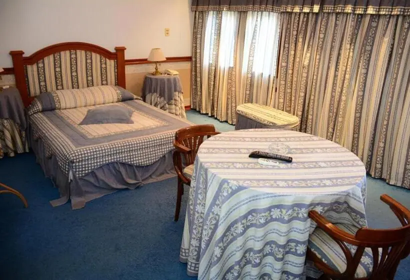 Hotel Crown