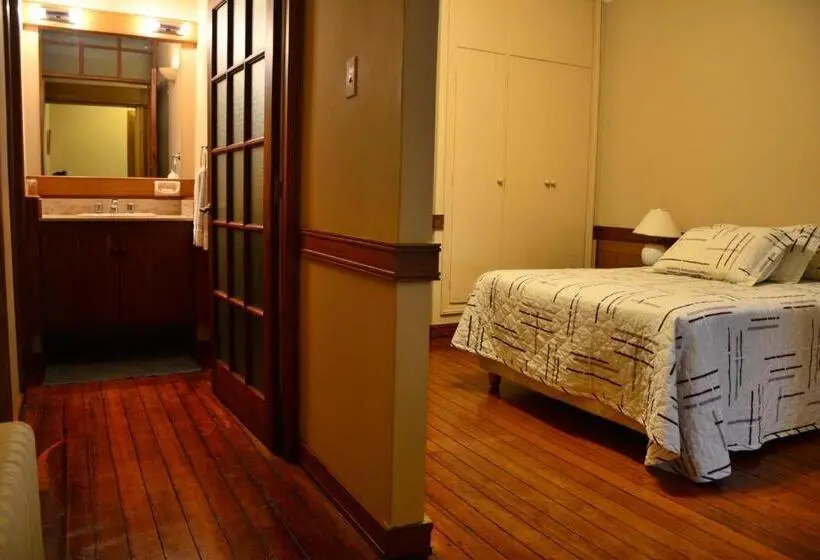 Hotel Crown