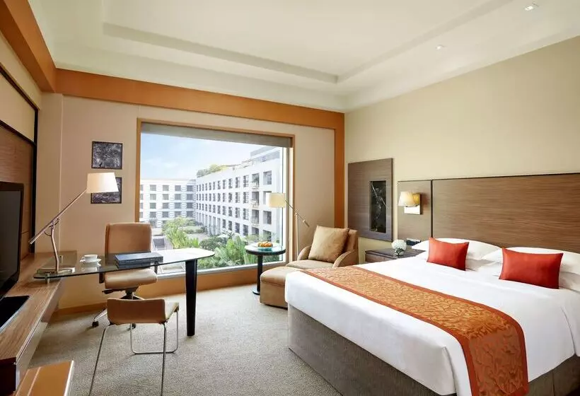 Grand Hyatt Mumbai Hotel And Residences