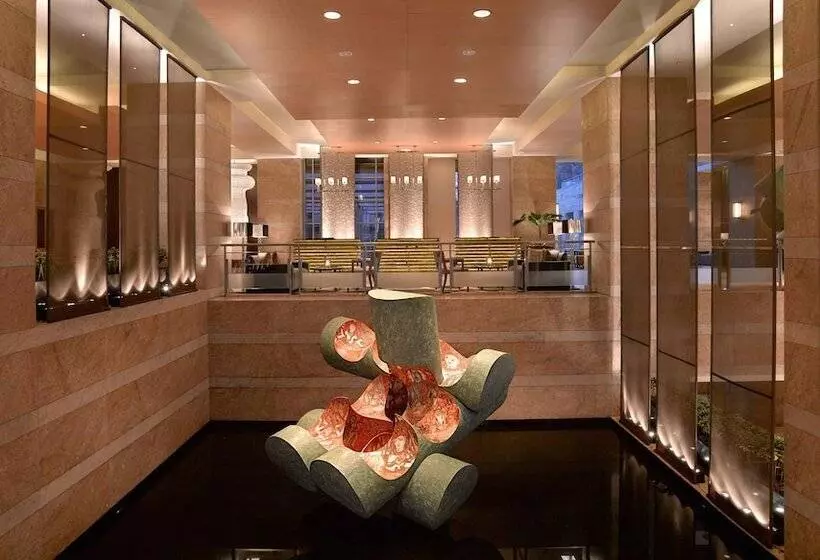 Grand Hyatt Mumbai Hotel And Residences