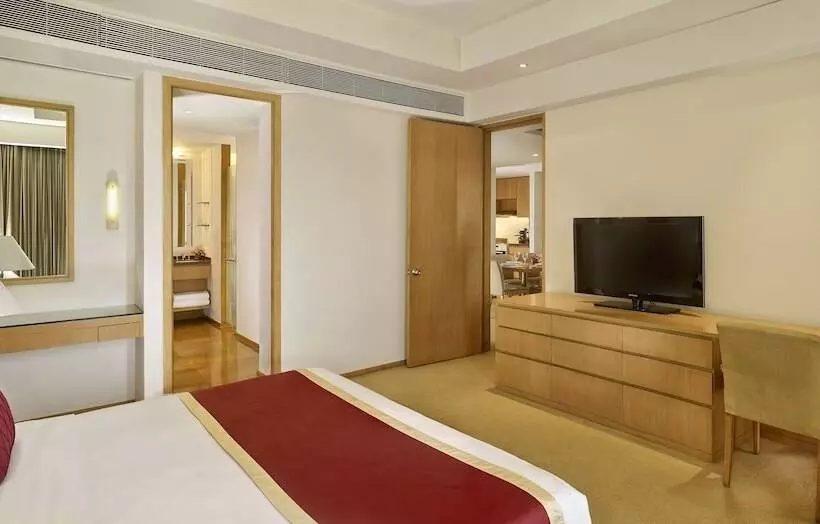 Grand Hyatt Mumbai Hotel And Residences