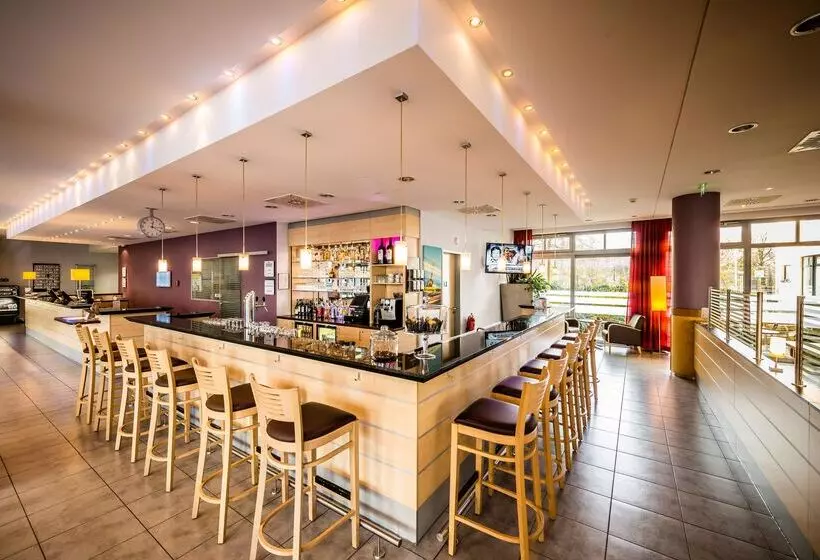 هتل Holiday Inn Express Berlin City Centre, An Ihg