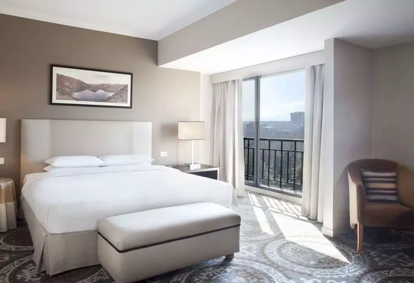 ホテル Hyatt Regency Bishkek