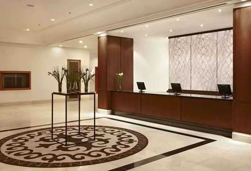 ホテル Hyatt Regency Bishkek