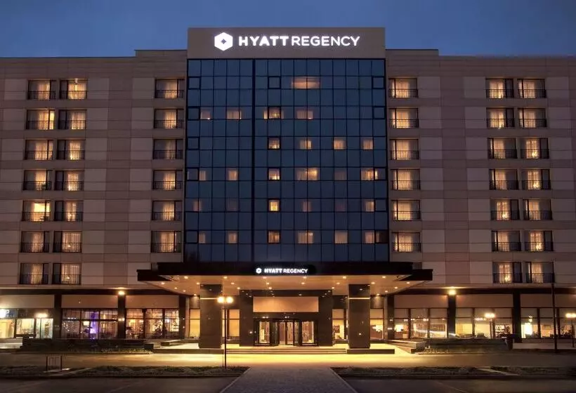 ホテル Hyatt Regency Bishkek