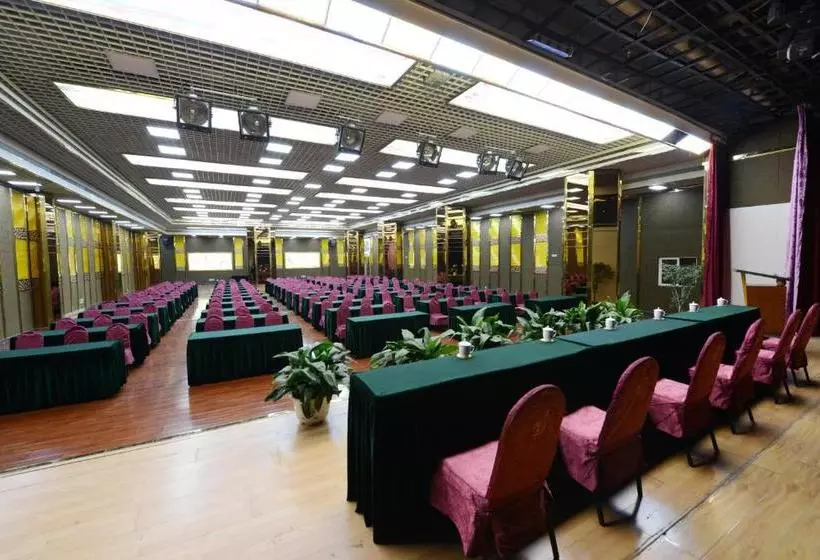 Отель Yuquan Simpson