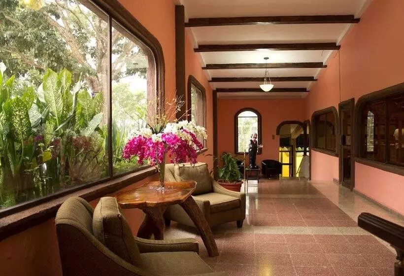 Hotel Las Cumbres & Water Park