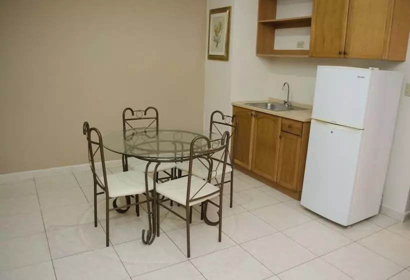 Hotel Las Cumbres & Water Park