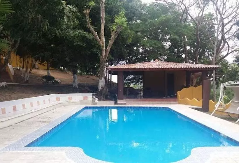 Hotel Las Cumbres & Water Park