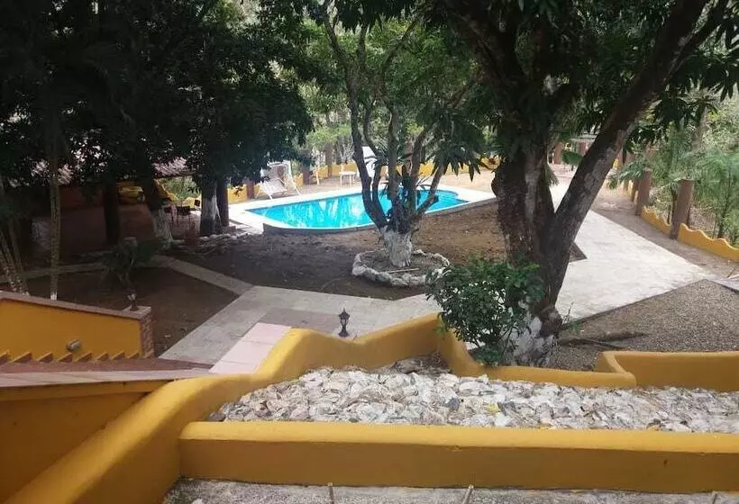 Hotel Las Cumbres & Water Park
