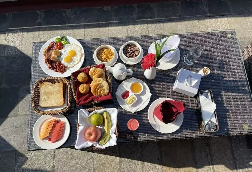 Mirabel Hotel Resort