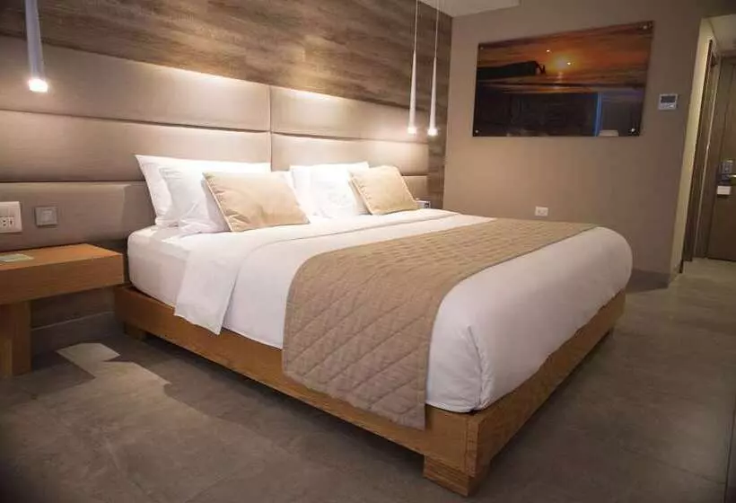 Отель Oro Verde Manta