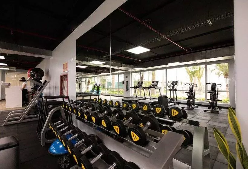 Отель Oro Verde Manta