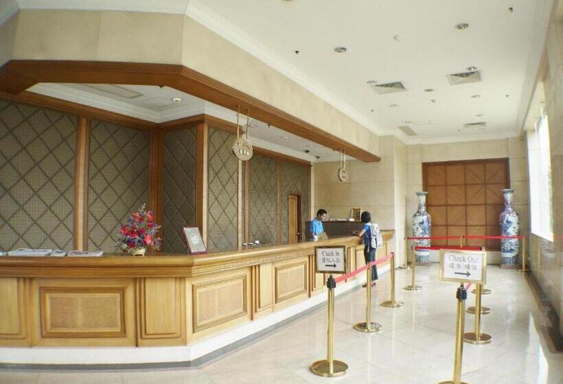 هتل Pousada Marina Infante