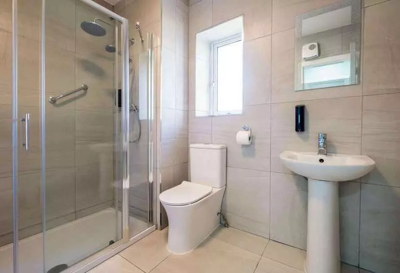 Quality Hotel And Leisure Centre Youghal