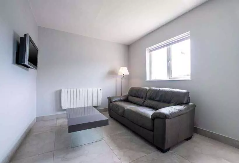 Quality Hotel And Leisure Centre Youghal