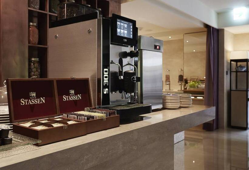 Taipei Fullerton Hotel Maison North