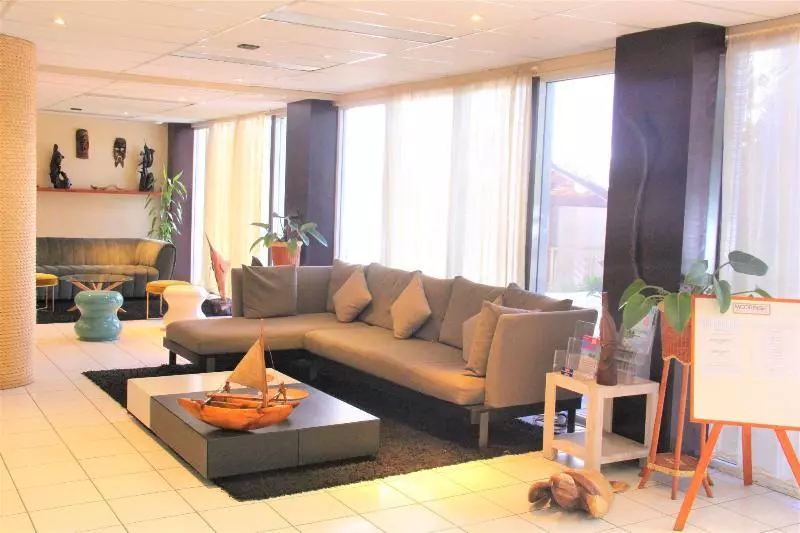 هتل The Melanesian Port Vila