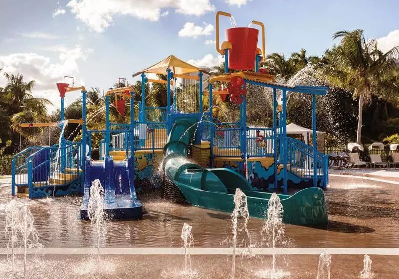 هتل The Ritzcarlton, Grand Cayman