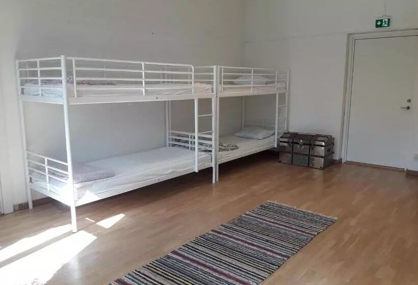 Retkeilymaja Körsbärskullen