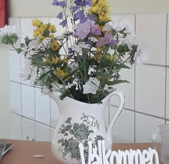 Retkeilymaja Körsbärskullen