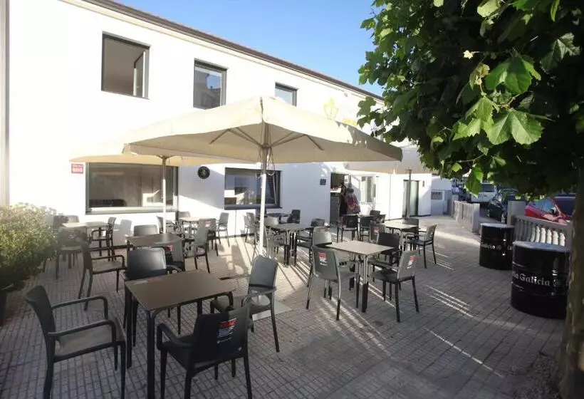 Aamiaismajoitus (B&B) Patos Beach House