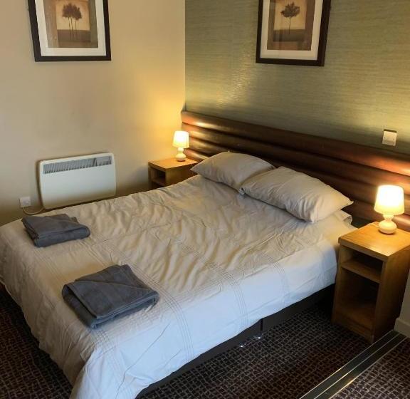 مبيت وإفطار The Railway Inn