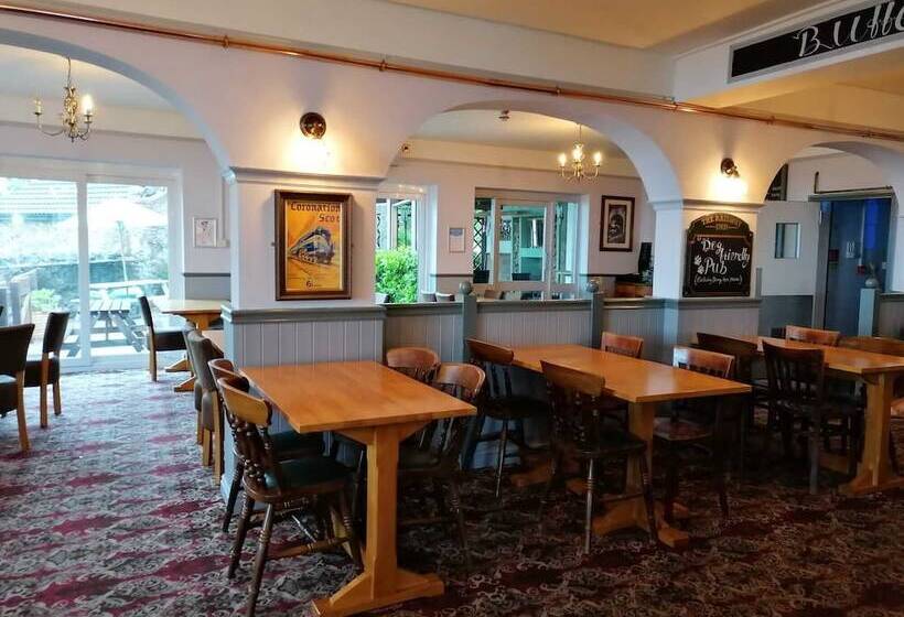 مبيت وإفطار The Railway Inn