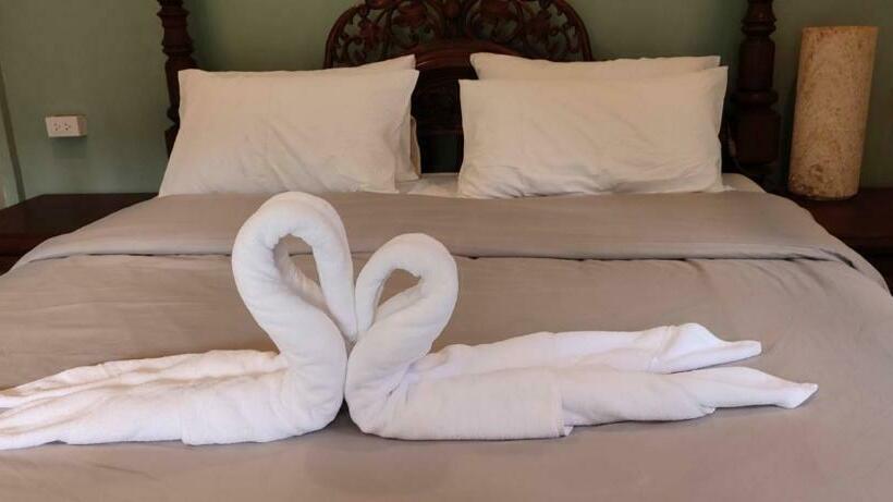 酒店 Kuba Bungalows