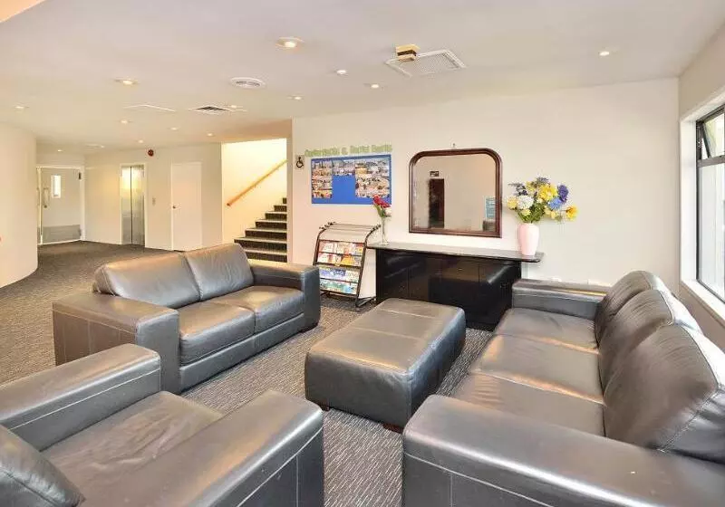 Manukau Hotel & Conference Centre