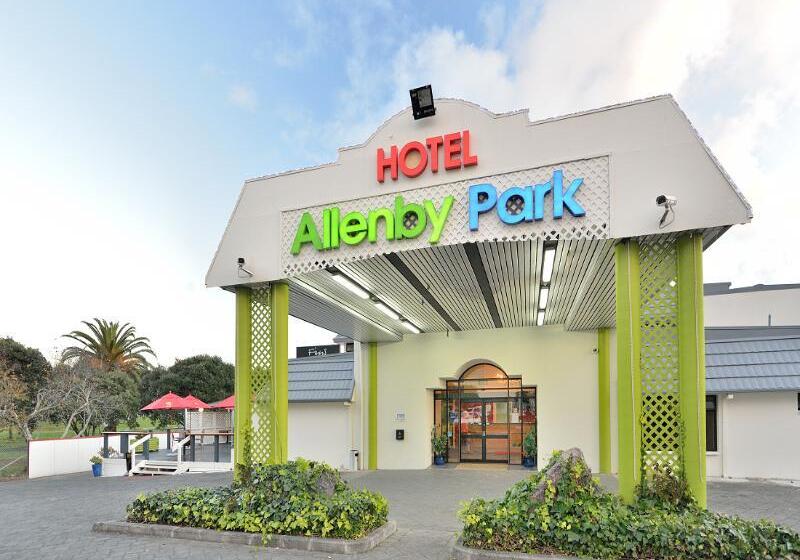 Manukau Hotel & Conference Centre