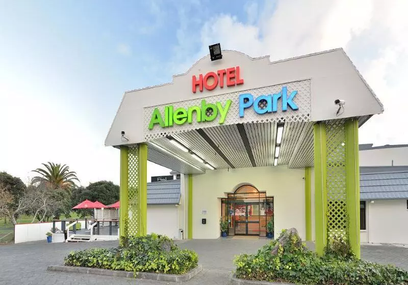 Manukau Hotel & Conference Centre