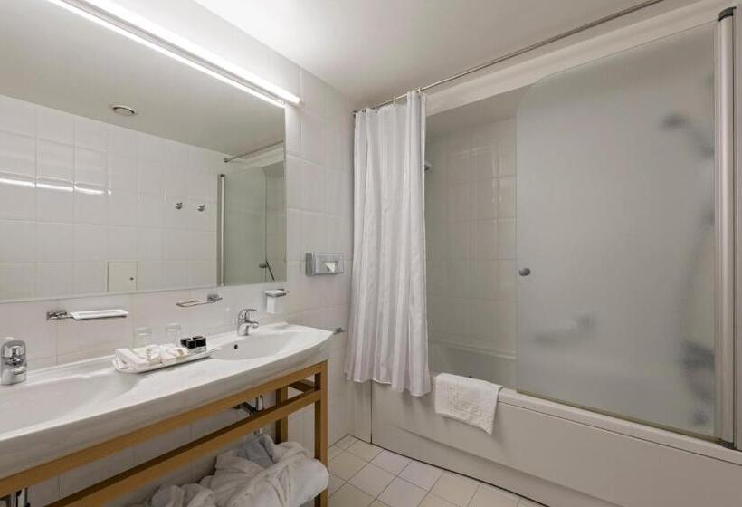 هتل Best Baltic Kaunas