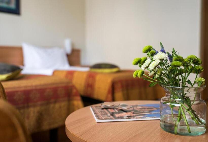 هتل Best Baltic Kaunas