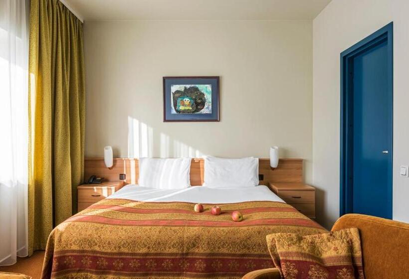 هتل Best Baltic Kaunas