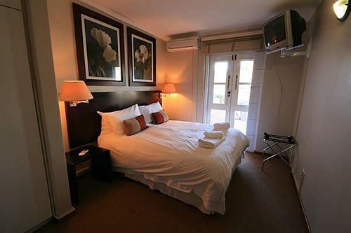 酒店 De Waterkant Village Apartments