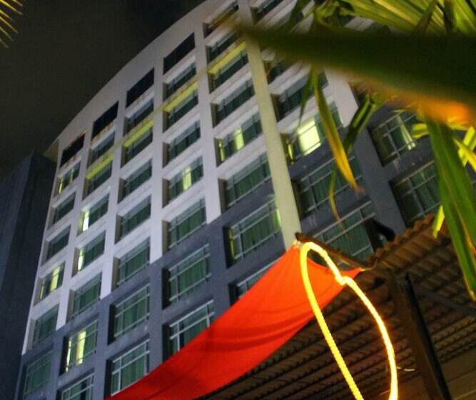 בית מלון כפרי Grand Suka