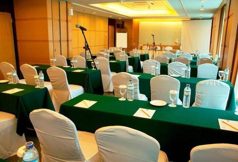 בית מלון כפרי Grand Suka