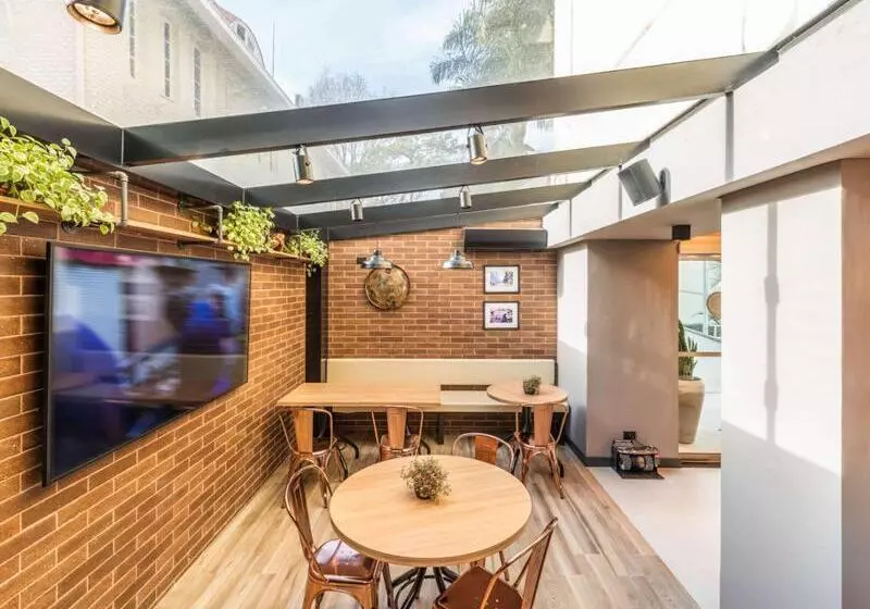 호텔 Ibis Curitiba Batel