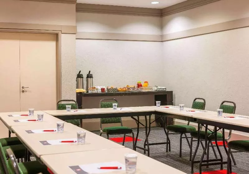 בית מלון כפרי Ibis Sao Carlos