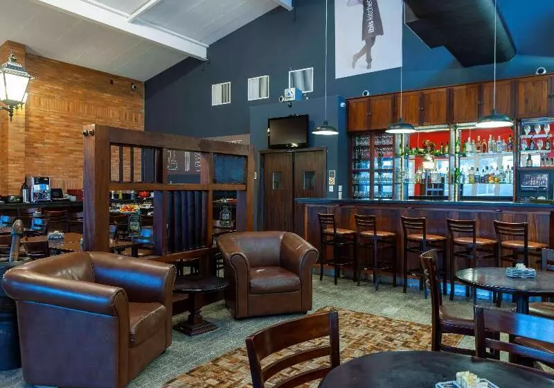 בית מלון כפרי Ibis Sao Carlos